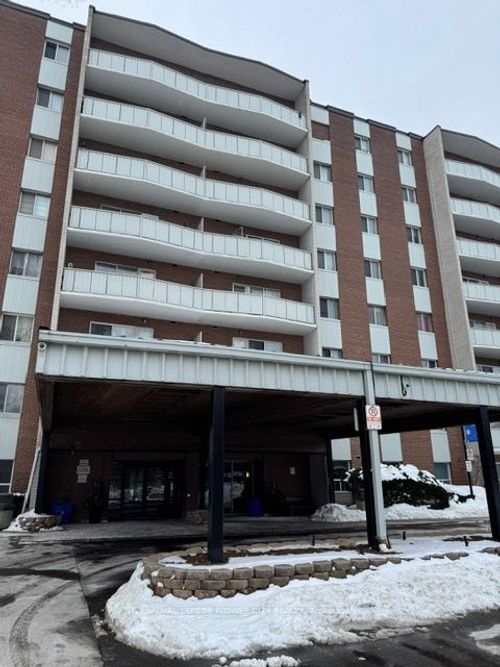 403-1660 Bloor St, Mississauga, ON, L4X1R9 | Card Image