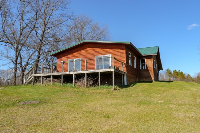 7350 Cedar Creek Rd, House other with 2 bedrooms, 2 bathrooms and null parking in Delton MI | Image 44