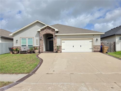 4129 Karo Dr, Corpus Christi, TX, 78414-1329 | Card Image