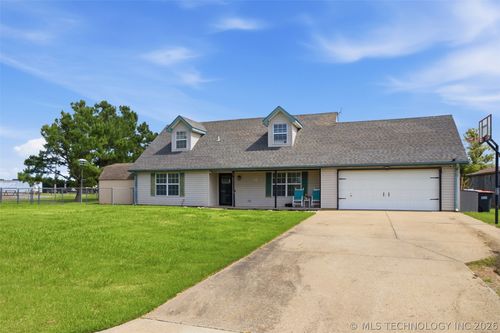 1 Secondine Ct, Chelsea, OK, 74016-2041 | Card Image