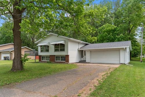 750 6th Ave, Baldwin, WI, 54002-9209 | Card Image