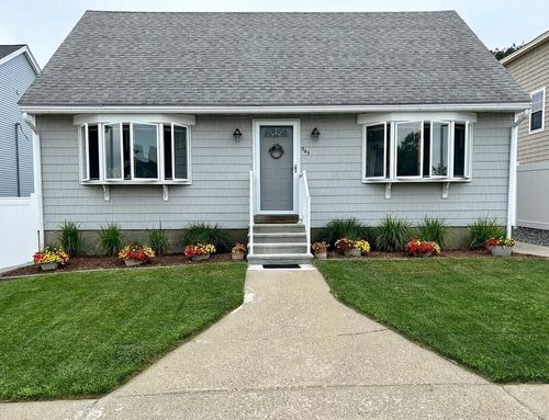 545 Hudson St, Seabrook, NH, 03874-4824 | Card Image