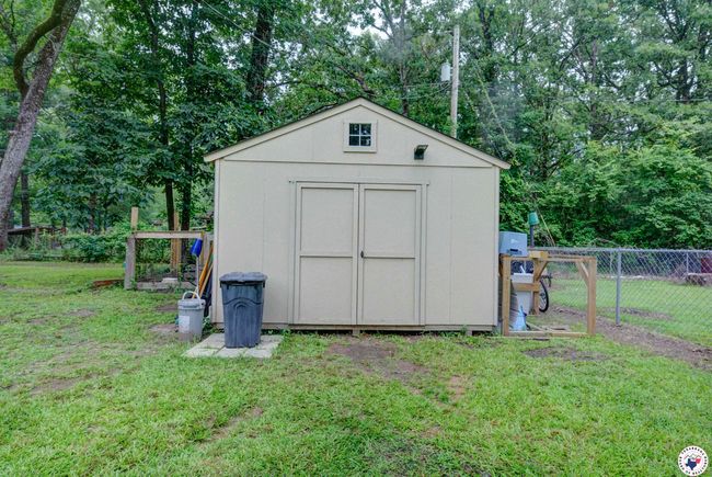 807 E 11 Th St, House other with 4 bedrooms, 2 bathrooms and null parking in Hooks TX | Image 28