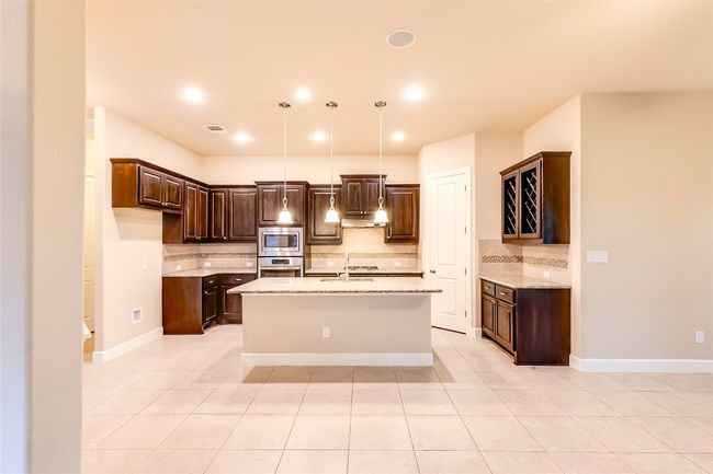 152 Fort Cobb Way, House other with 4 bedrooms, 3 bathrooms and 4 parking in Georgetown TX | Image 6