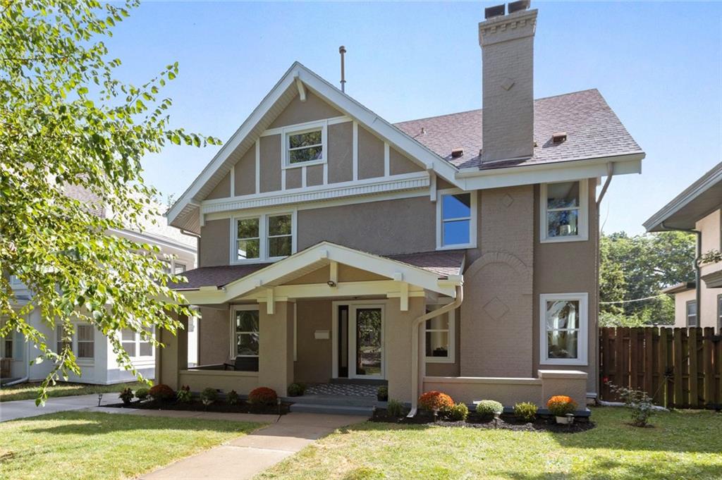 Mcgee St, Kansas City, MO 64113