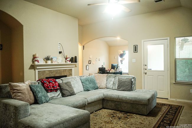 9614 Ed Wiseman Trl, House other with 3 bedrooms, 3 bathrooms and null parking in San Antonio TX | Image 14