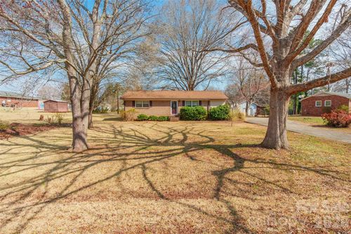 203 Cottage Pl, York, SC, 29745-1202 | Card Image