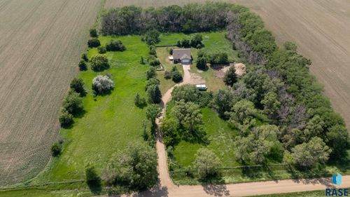28447 477th Ave, Canton, SD, 57013-5809 | Card Image
