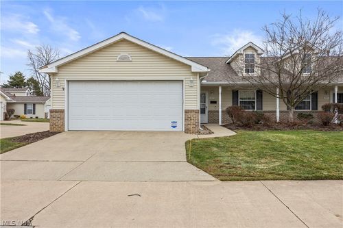 315 W Glen, Elyria, OH, 44035-3747 | Card Image