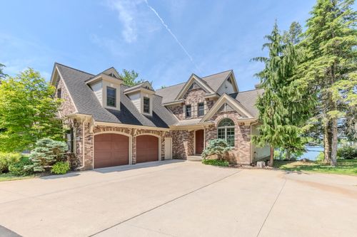 267 Glazier Rd, Chelsea, MI, 48118-9736 | Card Image