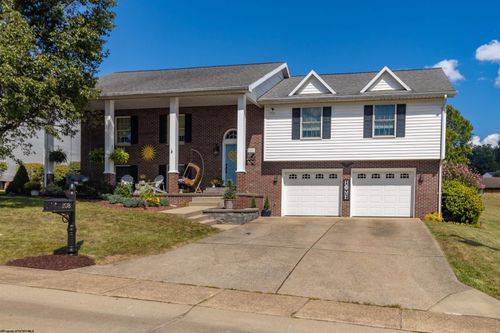 108 Ventura Dr, Bridgeport, WV, 26330-1380 | Card Image
