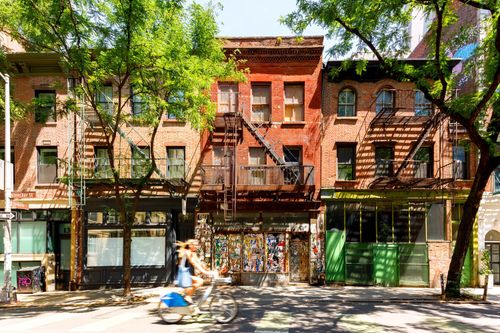 9 Bleecker St, New York, NY, 10012-2402 | Card Image