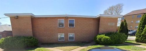apt-j-4770 Kings Dr, Saint Louis, MO, 63116-1149 | Card Image