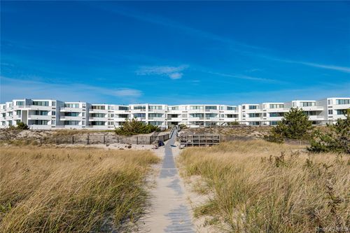 5-261 Dune Rd, Southampton, NY, 11968-4714 | Card Image