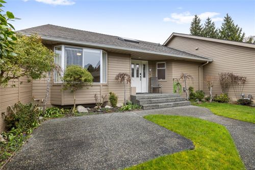 38-529 Johnstone Rd, Parksville, BC, V9P2K1 | Card Image