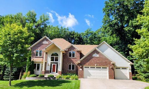 9337 Woodridge Cir, Savage, MN, 55378-3153 | Card Image
