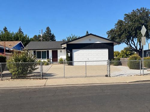 313 Rendon Ave, Stockton, CA, 95205-5728 | Card Image