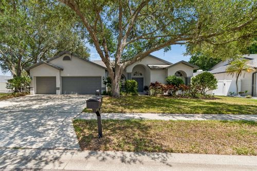 5488 Oakridge Dr, PALM HARBOR, FL, 34685-2500 | Card Image