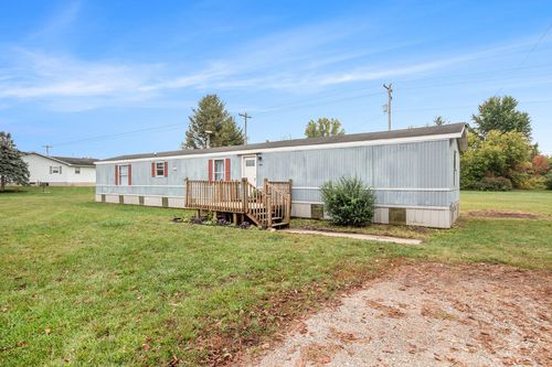 8208 E Sidney Rd, Crystal, MI, 48818-9716 | Card Image