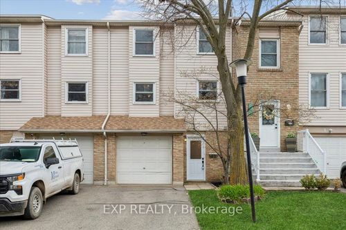 2-5878 Montevideo Rd, Mississauga, ON, L5N2V5 | Card Image