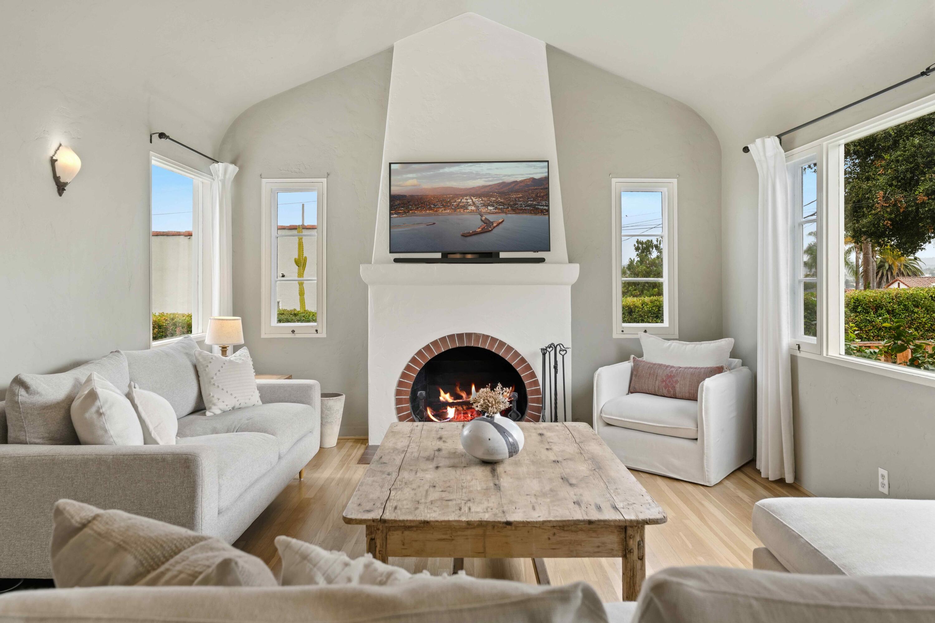 Residential in SANTA BARBARA 3