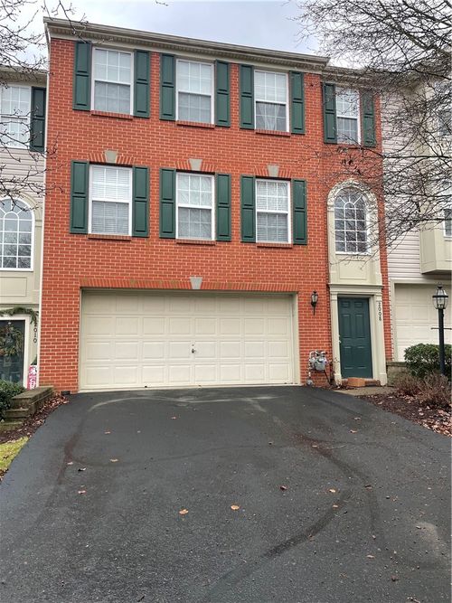 2008 Michael Dr, Pittsburgh, PA, 15227-3963 | Card Image