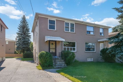 241 Eileen Ave, York., ON, M6N1W5 | Card Image