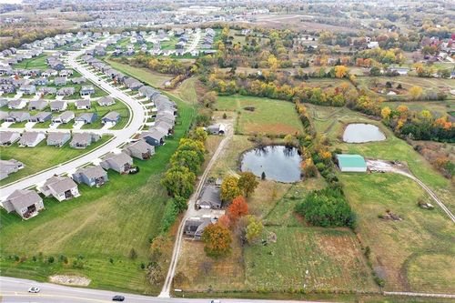 1717 Sw Hook Rd, Lee's Summit, MO, 64082-2706 | Card Image