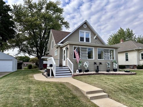 1445 Linden Ave, La Salle, IL, 61301-1528 | Card Image