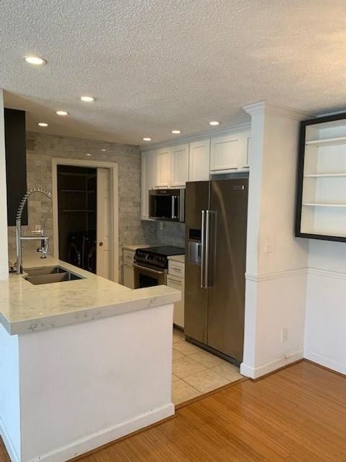 613 Granville Ct, Sandy Springs, GA, 30328-3443 | Card Image