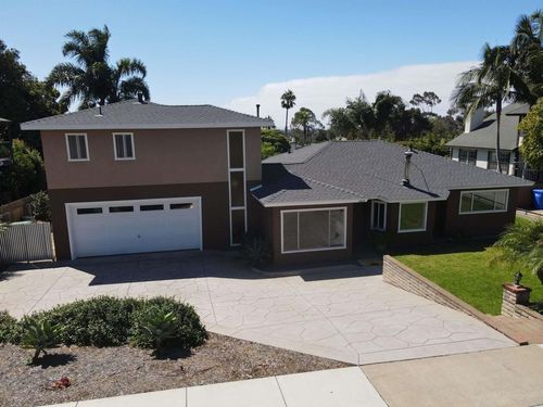 2233 Maxson St, Oceanside, CA, 92054-3533 | Card Image