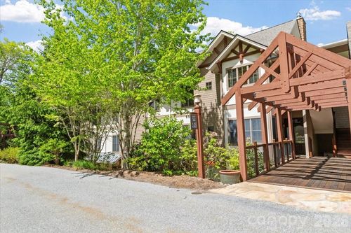 a102-52 Logging Horse Road, Burnsville, NC, 28714 | Card Image