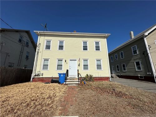 29 N Union St, Lincoln, RI, 02865-1910 | Card Image