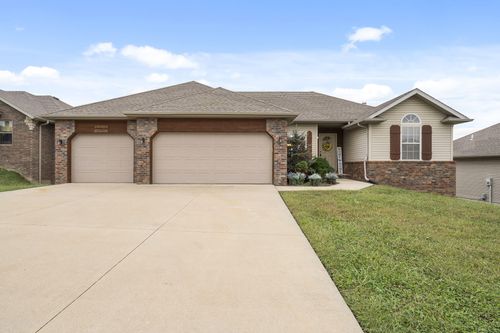 4401 N Toby Ave, Springfield, MO, 65803-4191 | Card Image