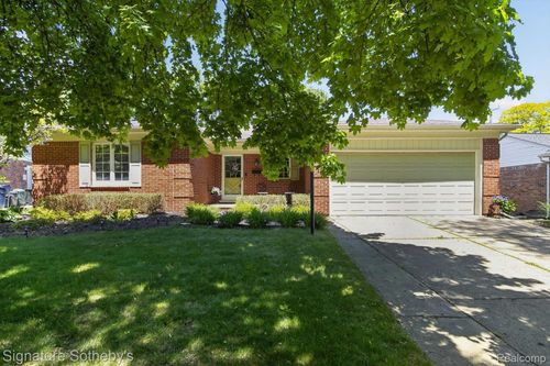 1782 Nantucket Rd, Plymouth, MI, 48170-7001 | Card Image