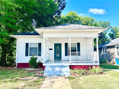 205 Elm St, Salisbury, NC, 28144-6117 | Card Image
