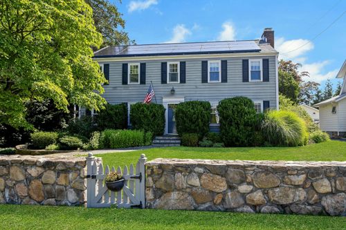 24 Noroton Ave, Darien, CT, 06820-5212 | Card Image