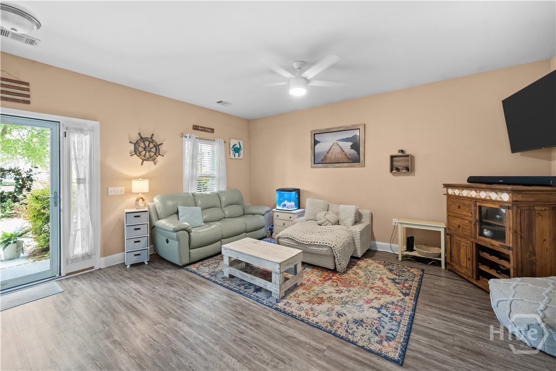 Residential in Richmond Hill 4