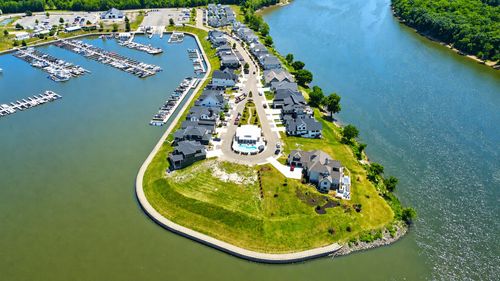 324 Leeward Way, Ottawa, IL, 61350-9812 | Card Image