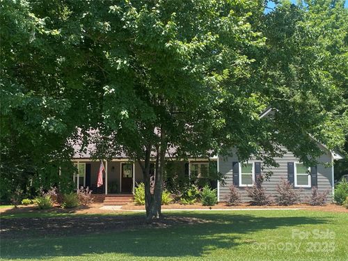 3210 Crow Rd, Monroe, NC, 28112-7557 | Card Image