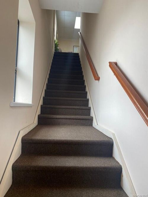 150 14th Ave, Whitestone, NY, 11357-1868 | Card Image