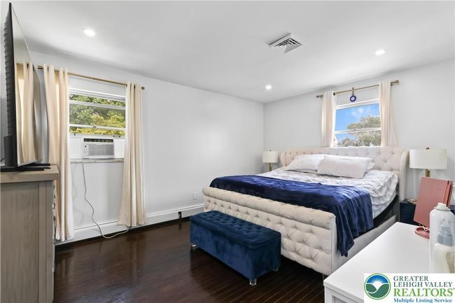 2704 Appel St, House other with 4 bedrooms, 3 bathrooms and null parking in Allentown PA | Image 14