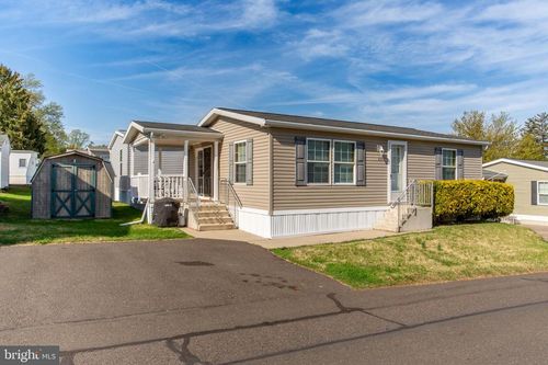 2304 Brownsville Rd, Feasterville Trevose, PA, 19053-2499 | Card Image