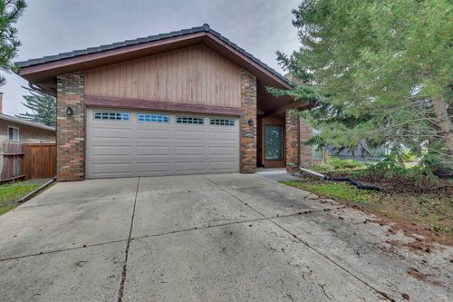 9408 Oakland Road Sw, Calgary, AB, T2V4P5 | Card Image