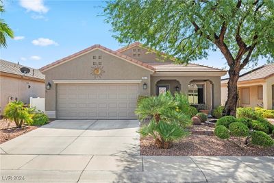 563 Carmel Mesa Drive, House other with 2 bedrooms, 2 bathrooms and null parking in Henderson NV | Image 1