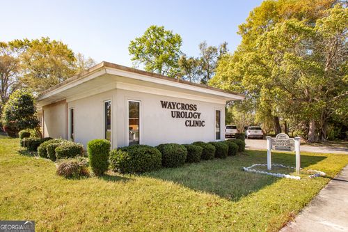 1306 Alice St, waycross, GA, 31501-4527 | Card Image