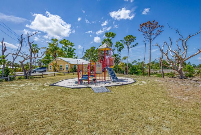 5855 Se Mitzi Ln, House other with 2 bedrooms, 2 bathrooms and null parking in Stuart FL | Image 37