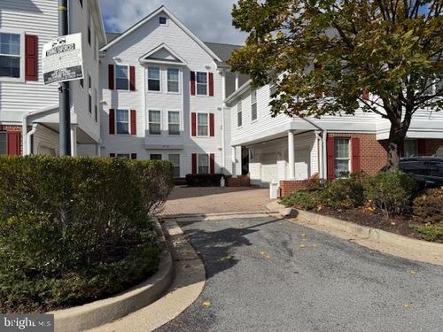 205-18 Hawk Rise Ln, OWINGS MILLS, MD, 21117-5031 | Card Image