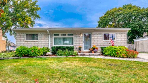 50484 Anders Street, Chesterfield Township, MI, 48047 | Card Image
