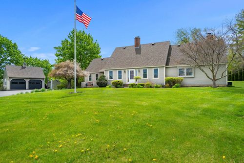 15 Prescott Ln, Hampton Falls, NH, 03844-2419 | Card Image